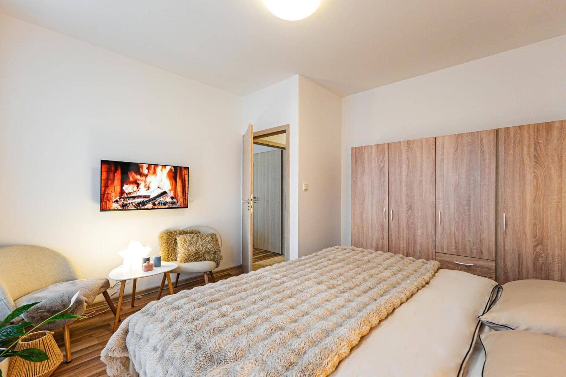 Karlsbad Apartments, Karlovy Vary — ložnice